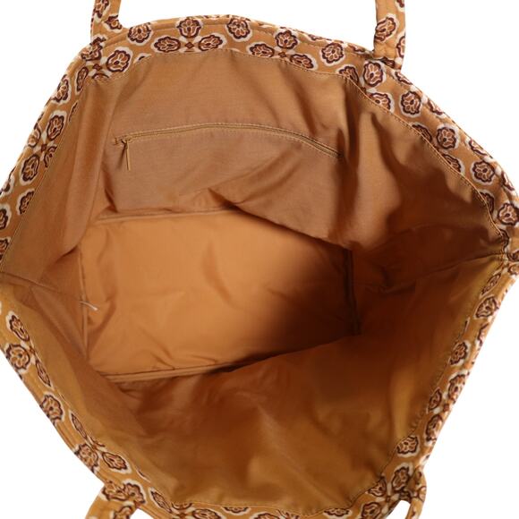 Vera Bradley Cotton Quilted Grand Tote - Butter Cookie Medallion Apple Cinnamon - Picture 4 of 5